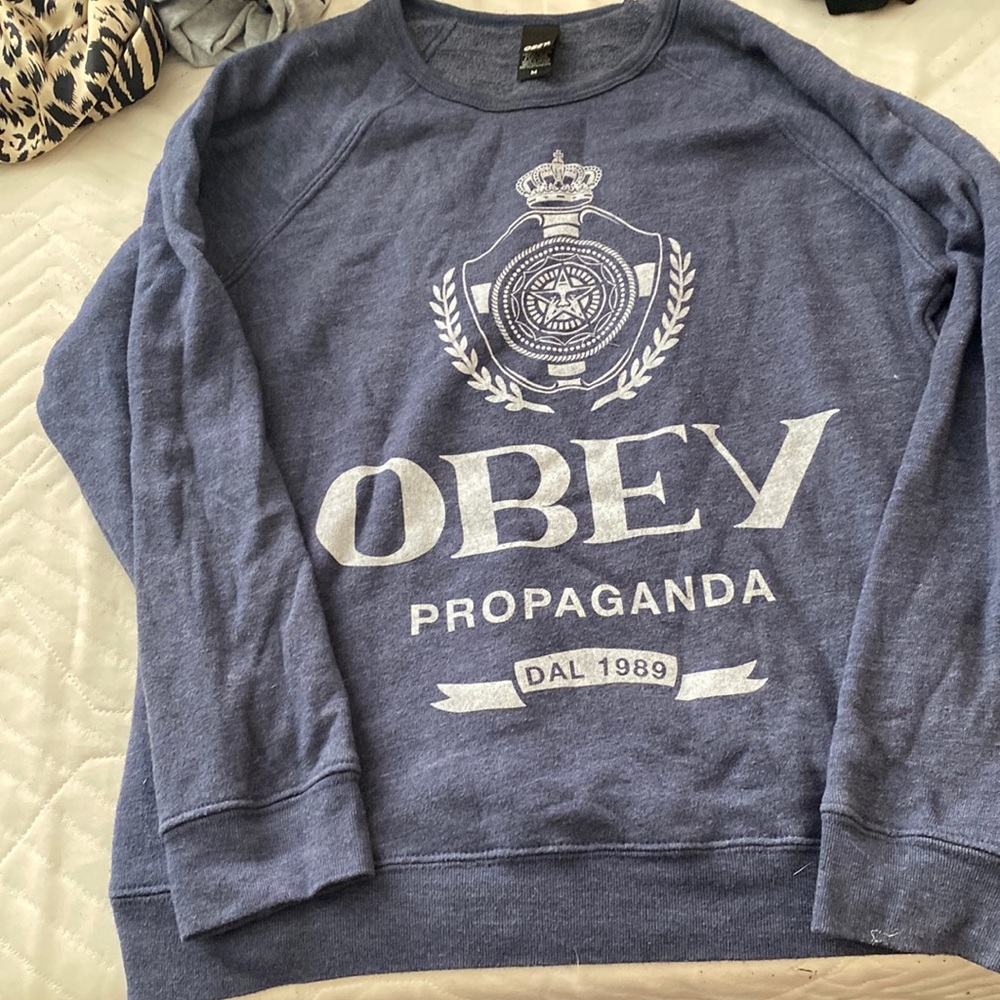 Obey crewneck